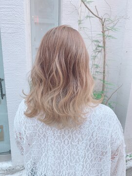 ウーロス(uros.) ミディー☆バレイヤージュ