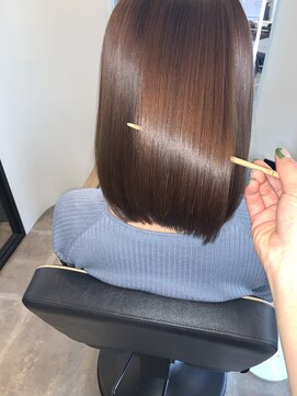 アールサロン アオヤマ(Rr SALON AOYAMA) ハリツヤボブ