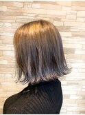 外ハネ×グレージュボブ