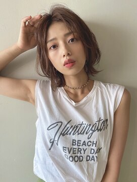 ノアフライ(NOAH FLY) ♪大人カジュアルセンターパートショートボブ♪