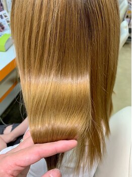 トリプルエイチ(HHH for hair)の写真/ブリーチしていても◎HHHオリジナルの縮毛矯正で抜群の手触りと理想のStyle叶えます♪[天文館/縮毛矯正]