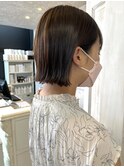福山美容室caaryナチュラルストレート　ぱつっとボブ