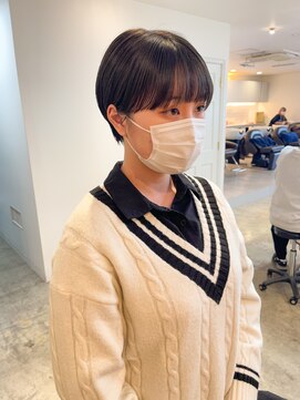 ヘアーブレイス(hair brace) 艶髪ストレートマッシュ　stylist 中村