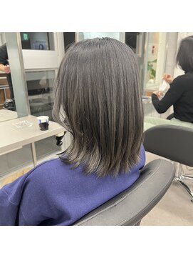 エイトセカンド 新宿三丁目店(EIGHT second) ダークグレージュカラー