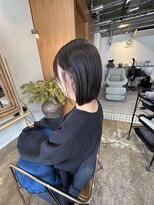 ウイ(Ui) ぱつんとボブ