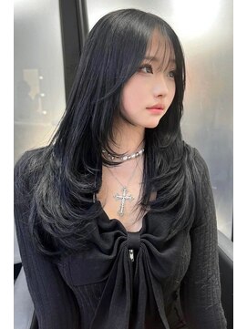 ランズ(LANDS) ブルーブラック　レイヤーカット 【韓国ヘア 大阪 梅田】