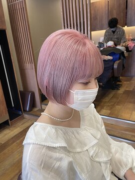 美容室ヒラトヤ 都南店 ハイトーンダブルカラーホワイトモーヴピンク丸みボブ