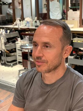 ザマンリバレッジニューヨーク(THE MAN LeverageNewYork) 大人海外アーミーフェードショート：尾上　雄輝