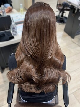 ユーフォリア 銀座本店(Euphoria) ココアベージュ 透明感カラー 韓国風巻き 艶髪 髪質改善