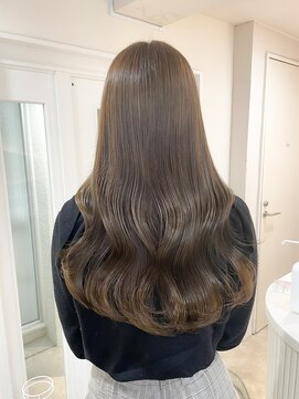 レア 表参道(L'ea) ミディアムヘア暗めカラーグランマッシュデザインカラー