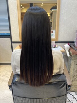 トラインバイアンジュリッチ(Trine by Ange Rich) ストレートロング