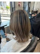 アバディブロス(Abadi Bros)&nbsp;ぷつっと外ハネバレイヤージュ