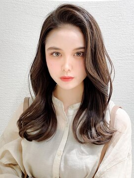 ラルユー 金山(LallYou) 2wayバングでイメチェン！顔まわりレイヤーくびれヘアが人気◎