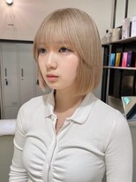 シェノン バイ アランスミシー 表参道(CHAINON by Alan smithee) ブロンド ブロンドベージュ 内巻きボブ ボブ