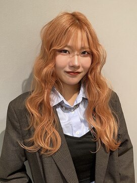 ジルバイジアン(JILL by GIEN) レイヤーカット/ウェーブ巻き/樋口美咲