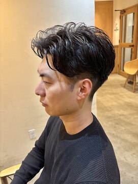 ソウスシア(SOURCE cia) 大人ルーズパーマ【佐藤和弥】