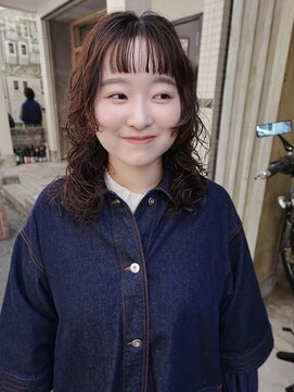 エヴリンアンドペイジ(Evelyn&paige) ニュアンスパーマ/くるくるパーマ【神戸元町/水原】