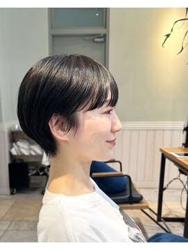 リディー(Lidee) Lidee耳かけマッシュショートダークブルー