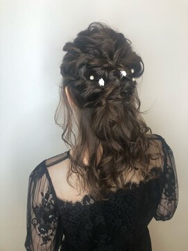 スティル ヘアアンドアイラッシュ(STILL hair&eyelash) 【STILLが叶える‥】外国人風ハーフアップアレンジ