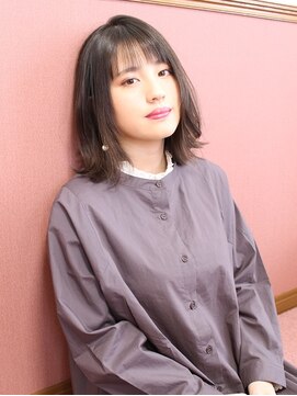 ラシックヘアー(Lachic hair) ナチュラルミディレイヤー透かしバング
