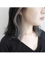 デコヘアーフラッペ(DECO HAIR frappe) グレーのインナーカラー