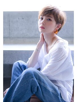 ロロ(ro-ro) 恵比寿roro】耳掛けショート×透明感アッシュブラウン