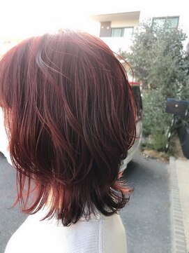 サバ ヘアー スペース(SABA hair space) 外ハネくびれミディ（RED）