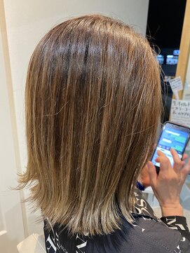 リアン ヘアー(Lien hair) 外ハネバレイヤージュ