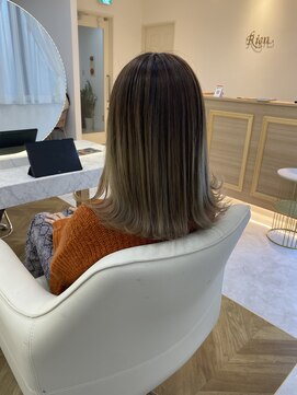 リアン 上尾店(Rien) ボブ/カーキグレージュ/マッシュショート/フェザーバンク[上尾]