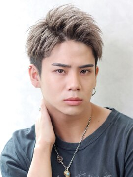 リップス 表参道店(LIPPS) アップバングショート【ミルクティーグレージュ】