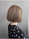 ハイトーンベージュ