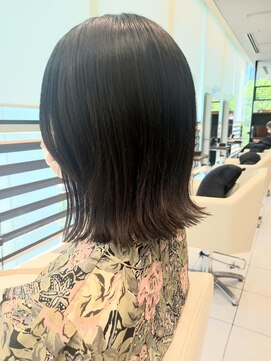 エムコーゾーヘアー(M KOZO hair) ツヤ外ハネ