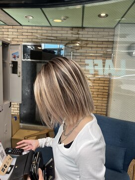 ラフ(LAFF) #ショコラアッシュ#ヘルシースタイル#ふんわりカール