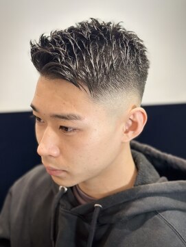 リバティシェアバーバー 銀座(LIBERTY SHARE BARBER) 【色気爆発！】フェードショート