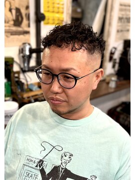 カーネル 大須(CARNEL) フェード/スキン/30代/パーマ