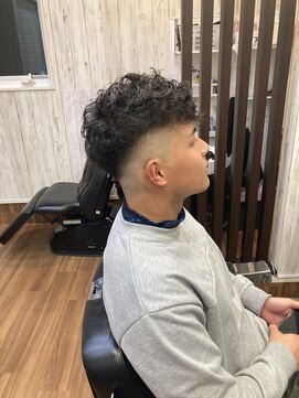 ライズヘアー(RISE HAIR) スペインカール