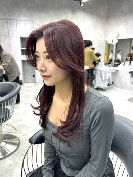シティ(CITY) レッドブラウン レイヤーカット カーテンバング 表参道