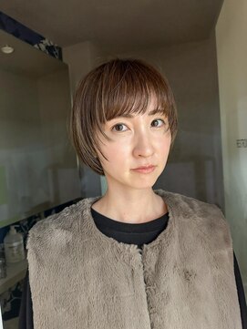 クルー(Creww KYOTO) ほんのりフェイスレイヤーの丸みショート