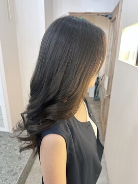 ロア 四条河原町店(LoRE) 【赤み消しカラー】手塚