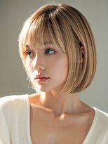 エリマ 横浜西口(elima)&nbsp;横浜ダブルカラー切りっぱなしボブタッセルボブブロンドカラー