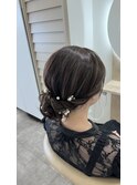 ロングヘアシニヨン風アレンジ