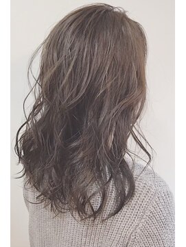 レセ 新松戸deux店(Laissez) アッシュブラウン×ウェーブヘア【レセ新松戸ドゥー店】