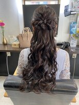 アリオン&nbsp;ゆるふわハーフアップ