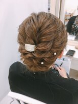 リサ 恵比寿(risa.)&nbsp;ねじりのアップスタイル