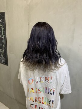 モノ アンド イニ(Mono & inni) 裾カラー