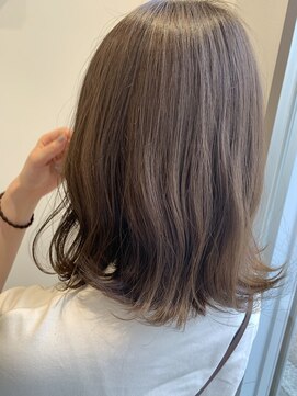 レアリバイケンジ(leali by KENJE) 透明感ベージュイノアカラー