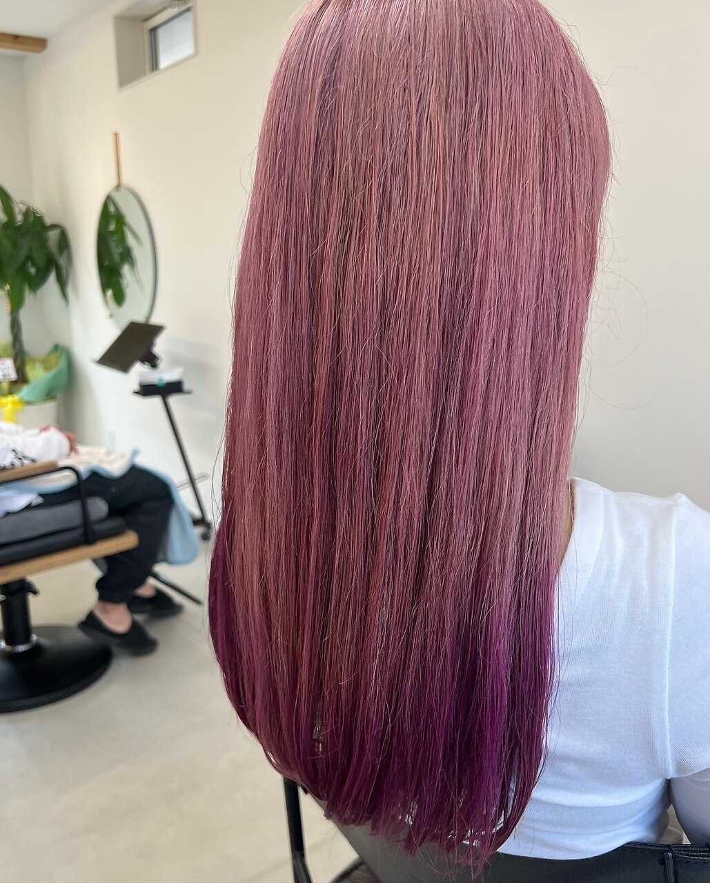くすみピンクラベンダーカラー ヘアカラー ロングヘア