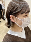 外はねボブ◎イヤリングカラーでアクセント