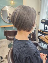 ベラ(Bella)&nbsp;【Bella吉祥寺】刈り上げショートボブ
