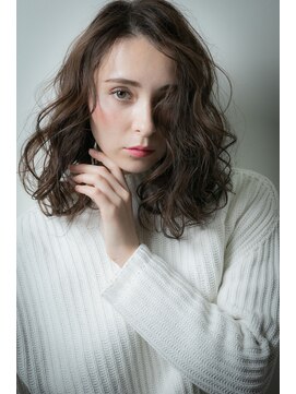 カバーヘア ブリス 志木南口駅前店(COVER HAIR bliss) ネイビーグレー大人巻きかきあげソバージュv志木20代30代40代